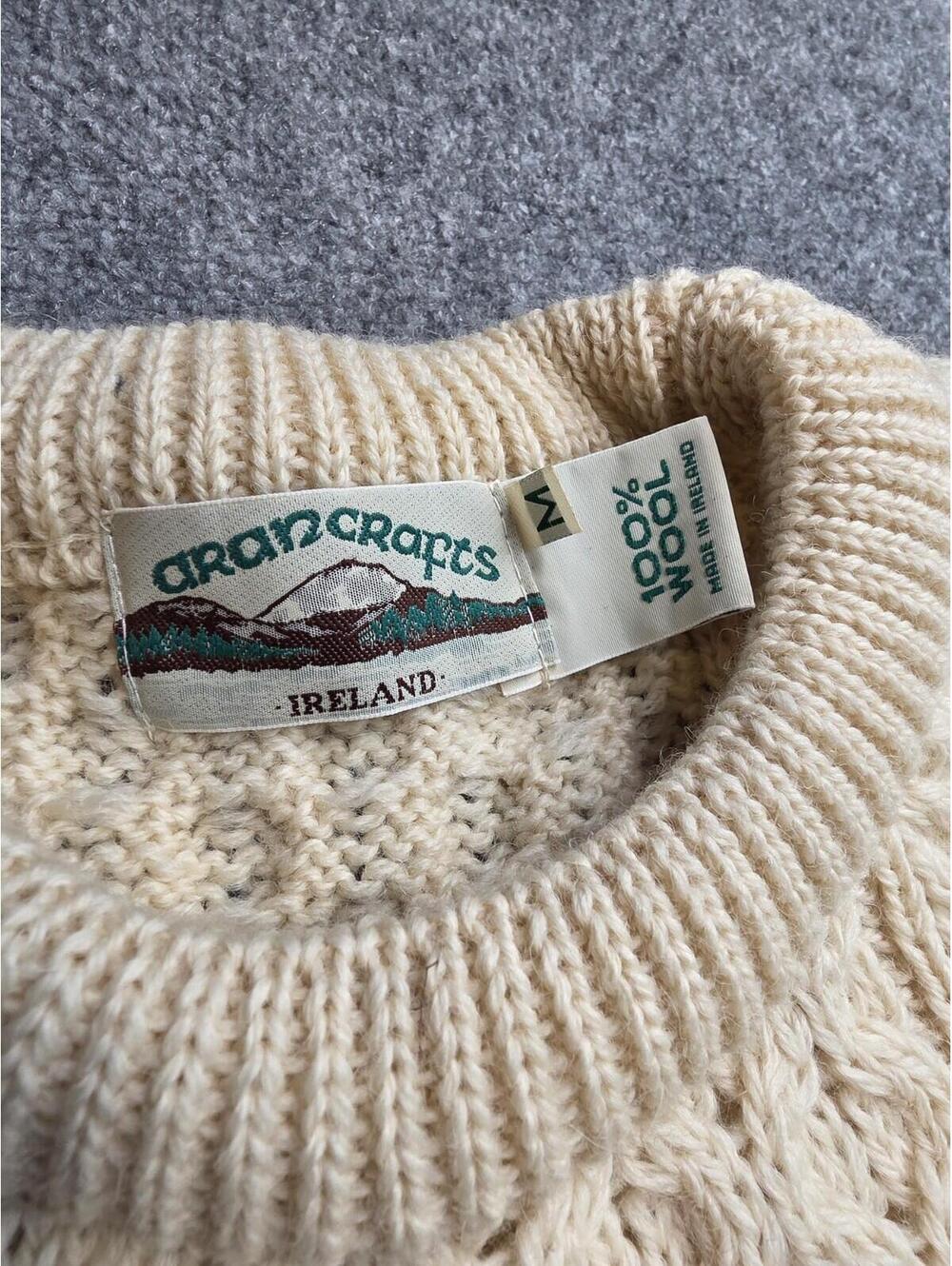 Vintage ARAN CRAFTS Fisherman Cable Knit Sweater Men's Size Medium Cream - Picture 5 of 6